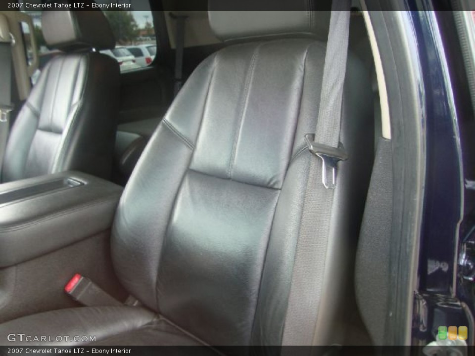 Ebony Interior Photo for the 2007 Chevrolet Tahoe LTZ #55248227