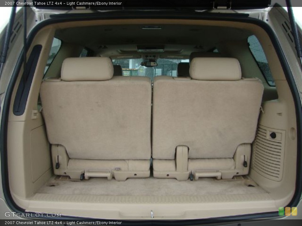 Light Cashmere/Ebony Interior Trunk for the 2007 Chevrolet Tahoe LTZ 4x4 #55248781