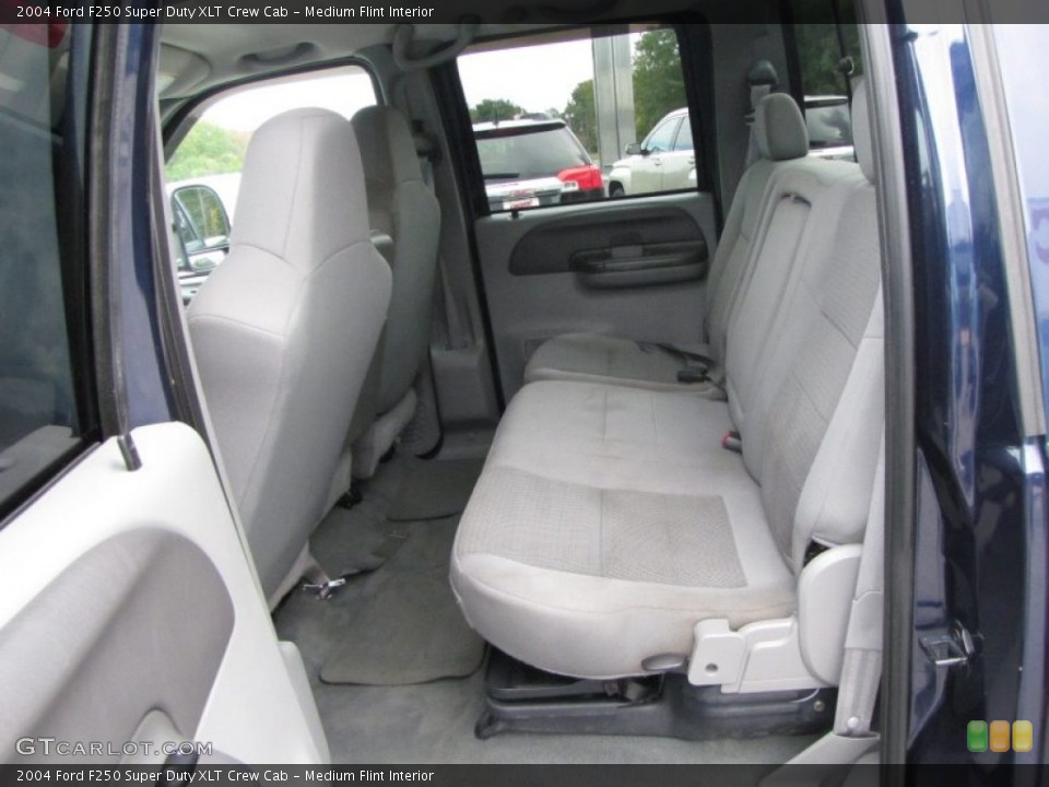 Medium Flint Interior Photo for the 2004 Ford F250 Super Duty XLT Crew Cab #55248889
