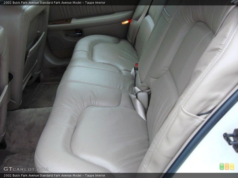 Taupe Interior Photo for the 2002 Buick Park Avenue  #55267168