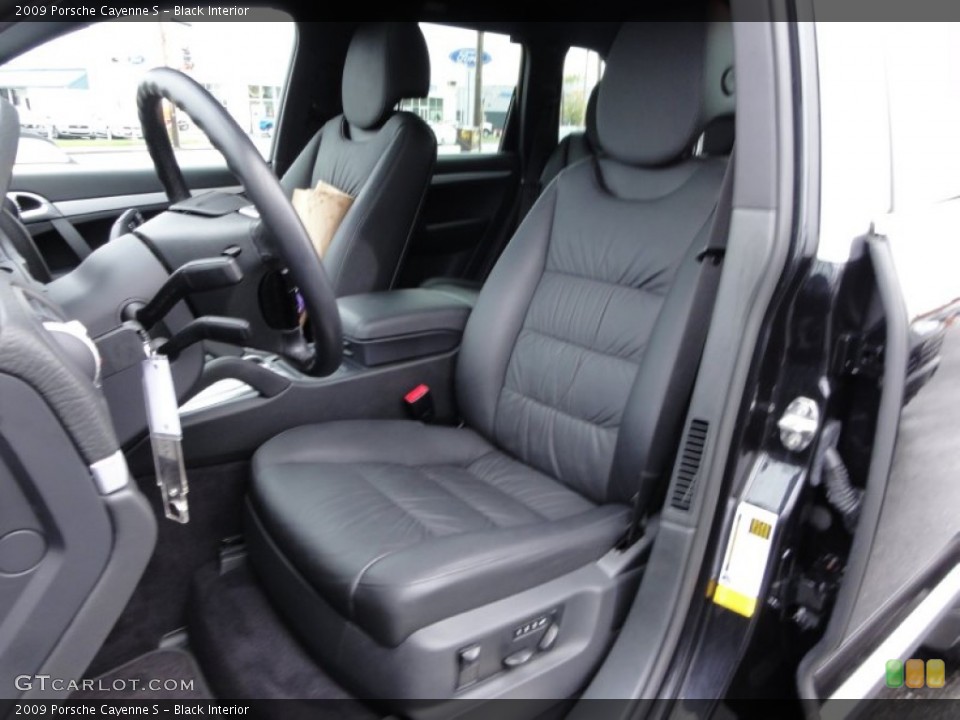 Black Interior Photo for the 2009 Porsche Cayenne S #55271432
