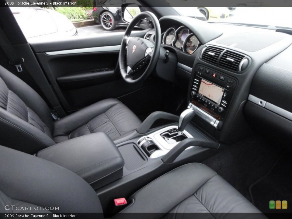 Black Interior Photo for the 2009 Porsche Cayenne S #55271447