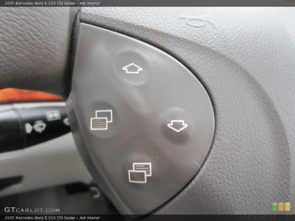 Ash Interior Controls for the 2005 Mercedes-Benz E 320 CDI Sedan #55273523