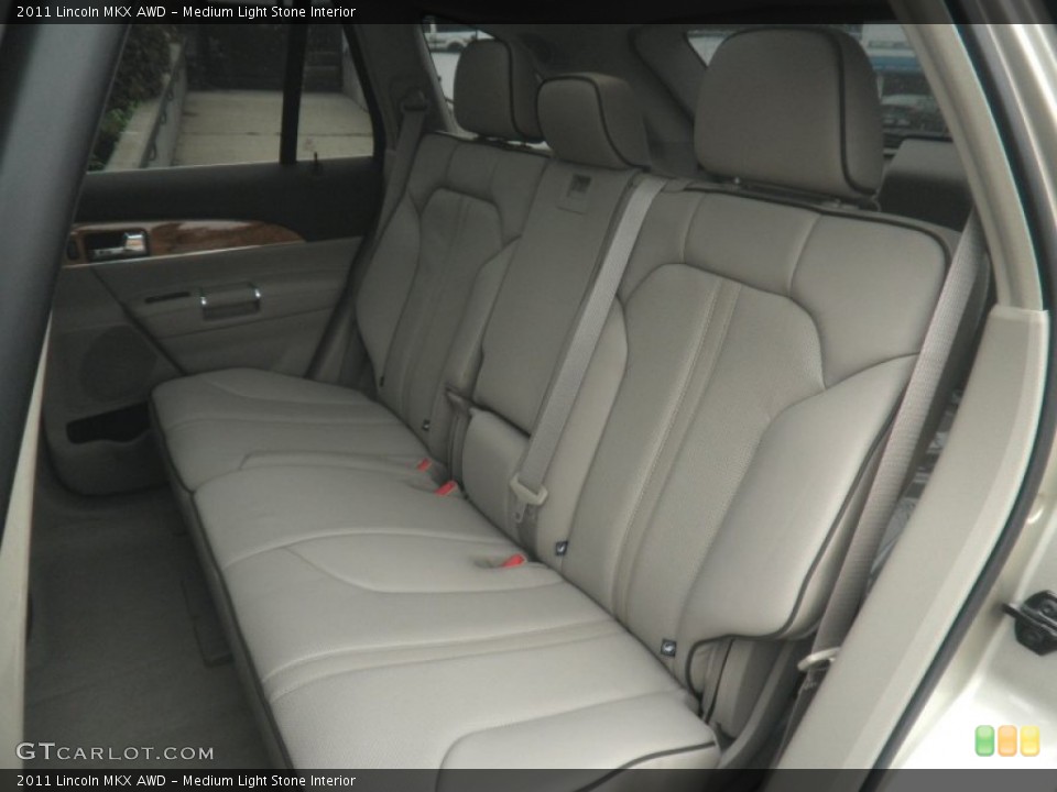 Medium Light Stone Interior Photo for the 2011 Lincoln MKX AWD #55277857