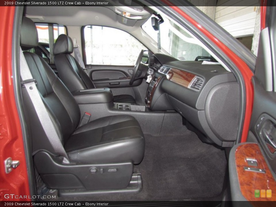 Ebony Interior Photo for the 2009 Chevrolet Silverado 1500 LTZ Crew Cab #55291111