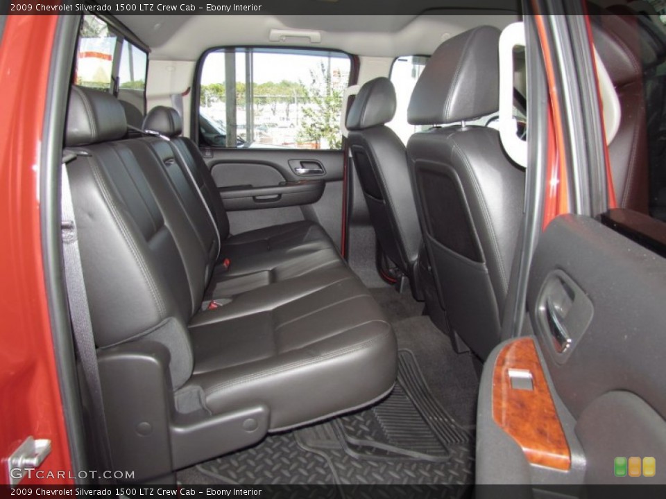 Ebony Interior Photo for the 2009 Chevrolet Silverado 1500 LTZ Crew Cab #55291120