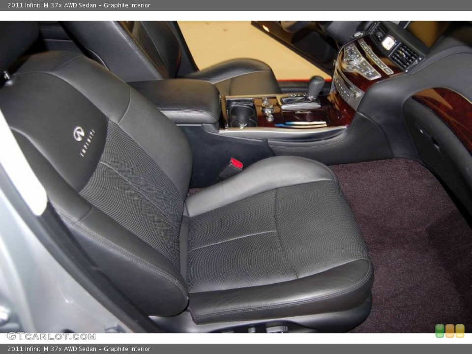 Graphite Interior Photo for the 2011 Infiniti M 37x AWD Sedan #55292101