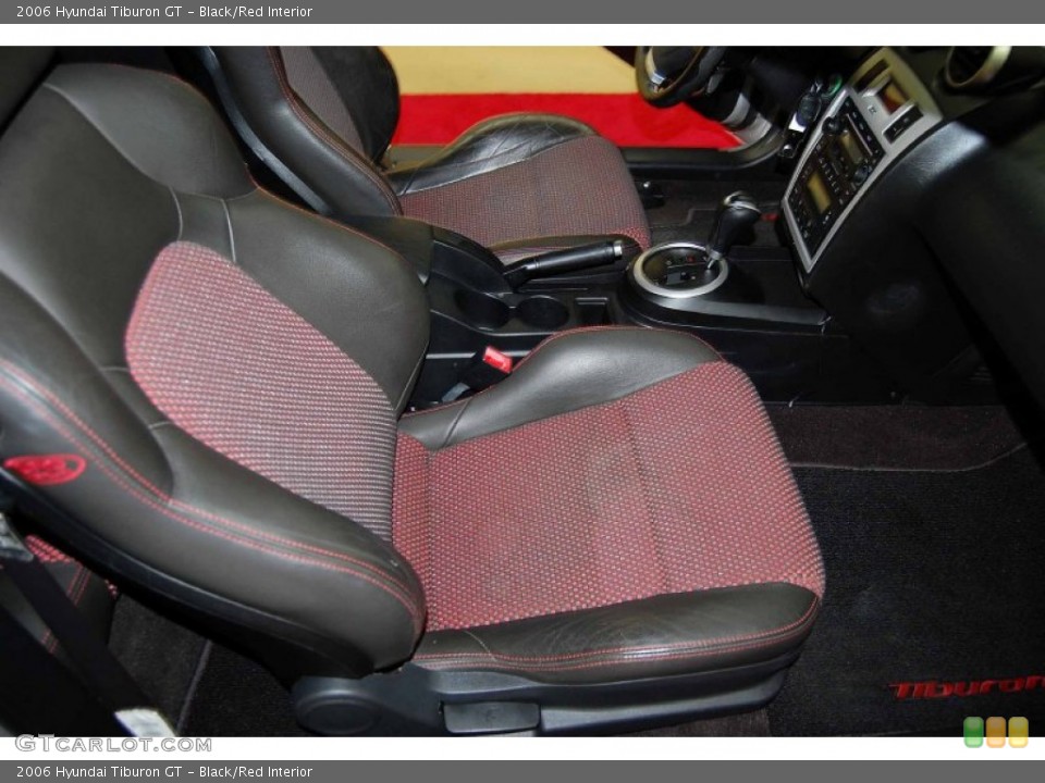Black/Red Interior Photo for the 2006 Hyundai Tiburon GT #55293400