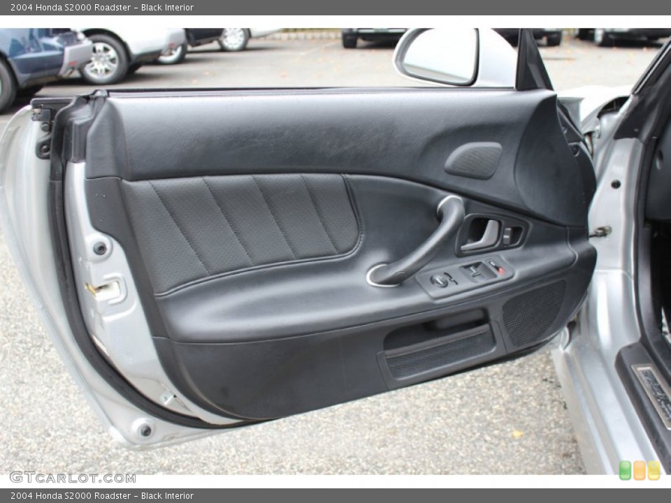 Black Interior Door Panel for the 2004 Honda S2000 Roadster #55303123