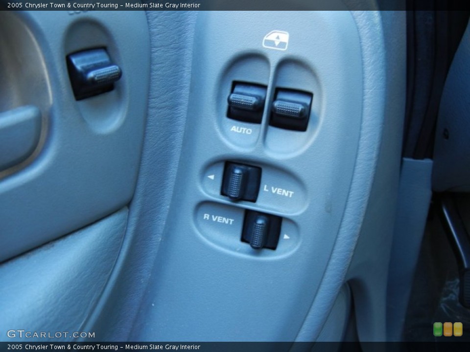 Medium Slate Gray Interior Controls for the 2005 Chrysler Town & Country Touring #55306720