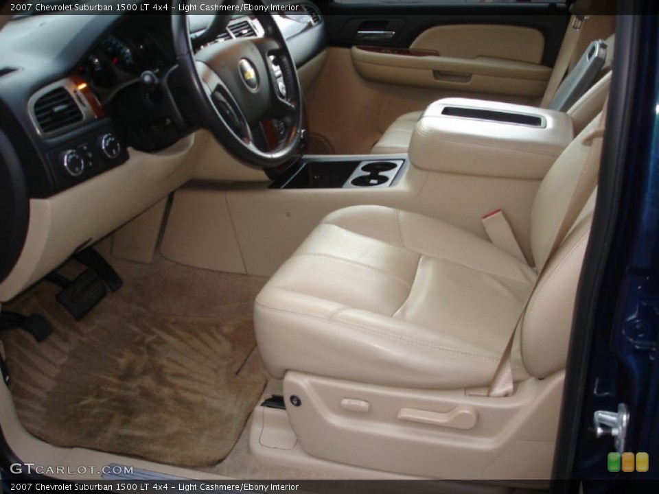 Light Cashmere/Ebony Interior Photo for the 2007 Chevrolet Suburban 1500 LT 4x4 #55313610