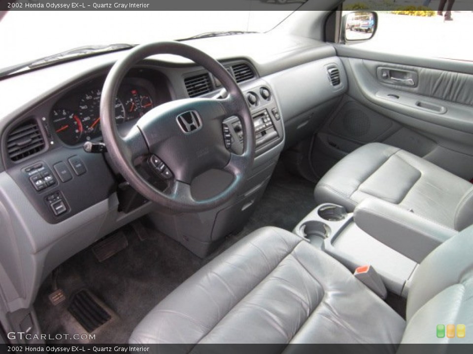 Quartz Gray Interior Photo for the 2002 Honda Odyssey EX-L #55318825