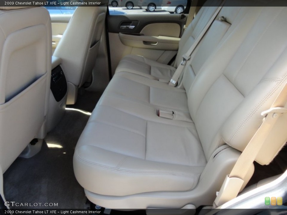 Light Cashmere Interior Photo for the 2009 Chevrolet Tahoe LT XFE #55321834