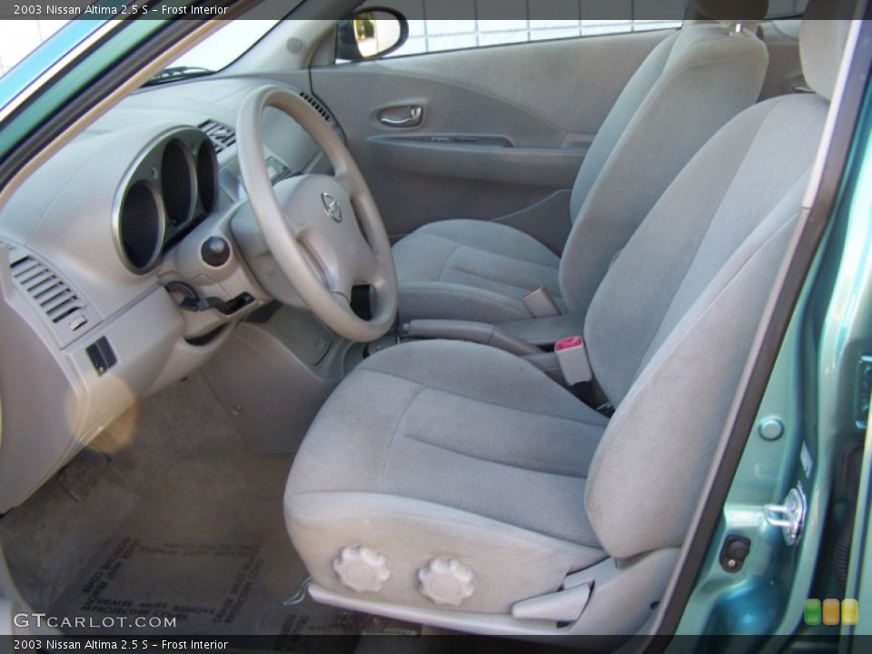 Frost Interior Photo for the 2003 Nissan Altima 2.5 S #55322563