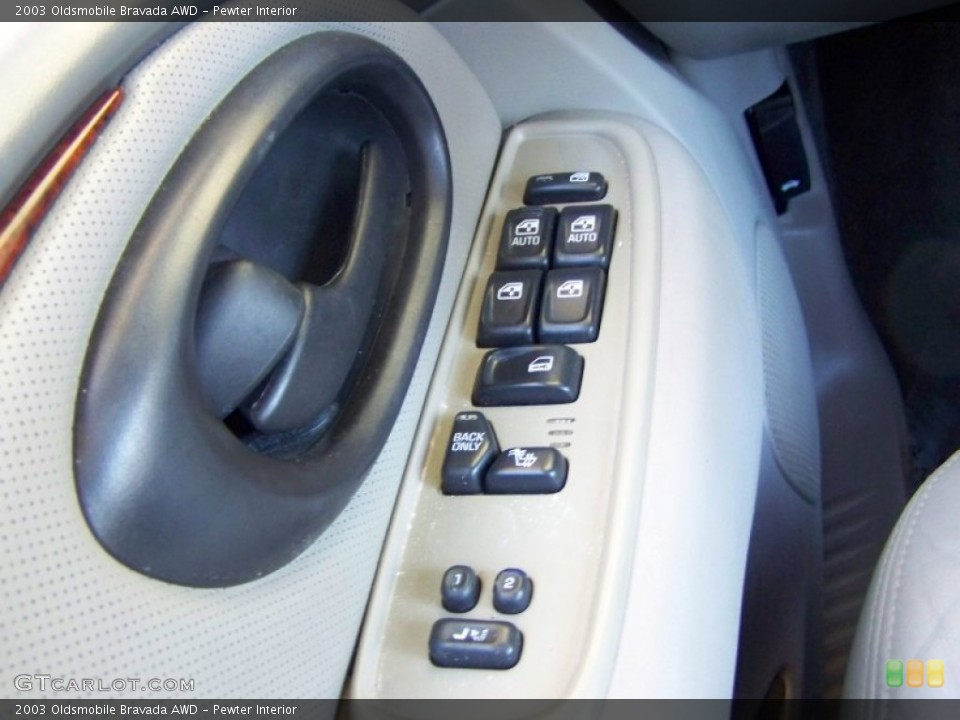 Pewter Interior Controls for the 2003 Oldsmobile Bravada AWD #55323032