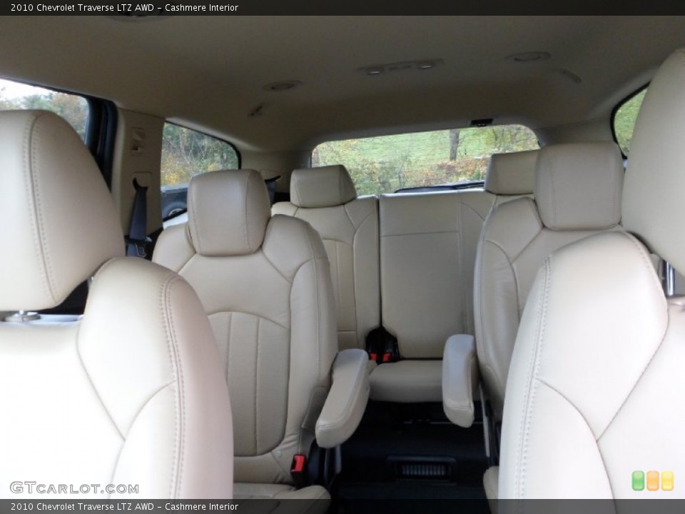 Cashmere Interior Photo for the 2010 Chevrolet Traverse LTZ AWD #55324120