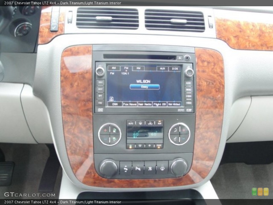 Dark Titanium/Light Titanium Interior Controls for the 2007 Chevrolet Tahoe LTZ 4x4 #55330033