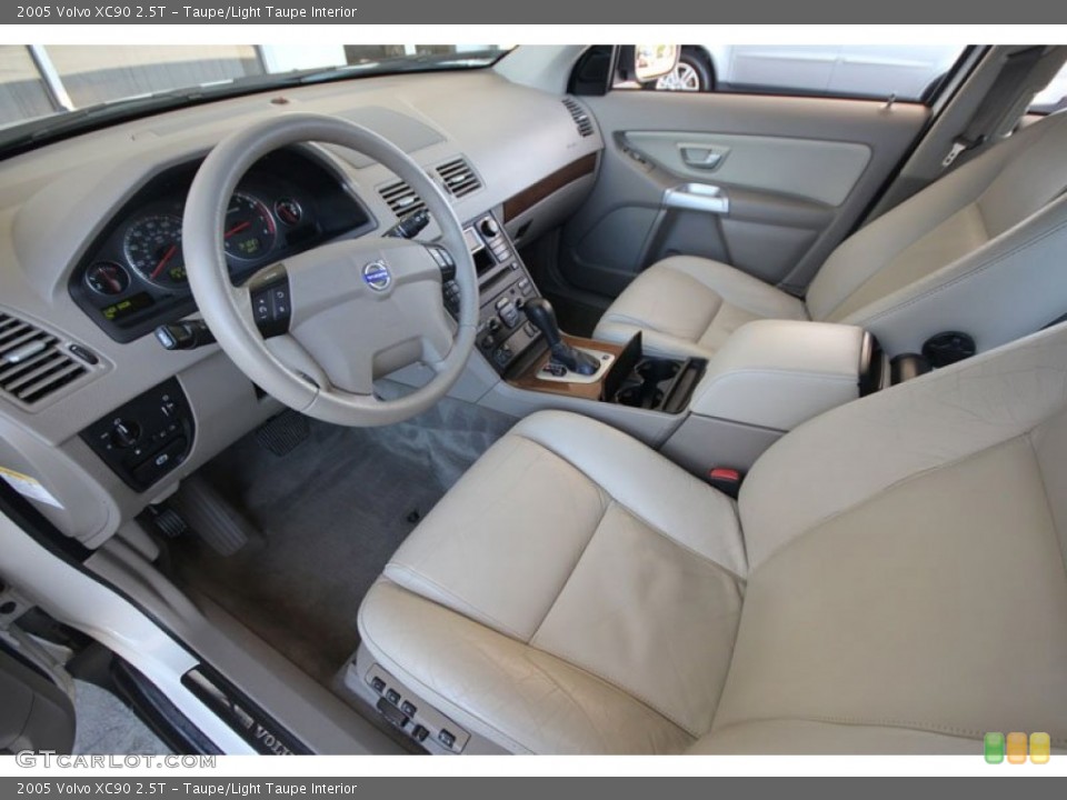 Taupe/Light Taupe Interior Photo for the 2005 Volvo XC90 2.5T #55332855