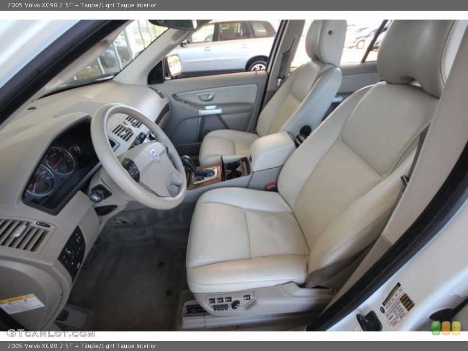 Taupe/Light Taupe Interior Photo for the 2005 Volvo XC90 2.5T #55332863