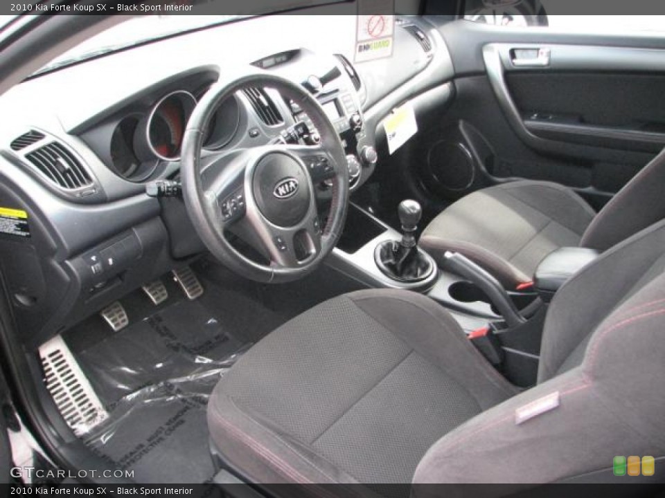 Black Sport Interior Photo for the 2010 Kia Forte Koup SX #55340042