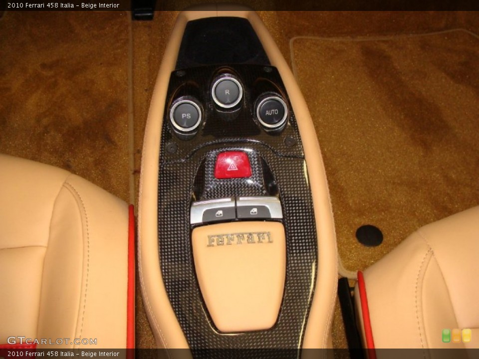 Beige Interior Controls for the 2010 Ferrari 458 Italia #55344287
