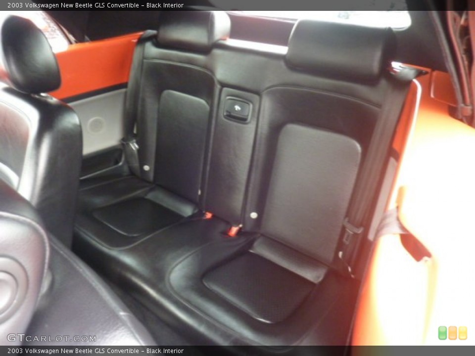 Black Interior Photo for the 2003 Volkswagen New Beetle GLS Convertible #55351724