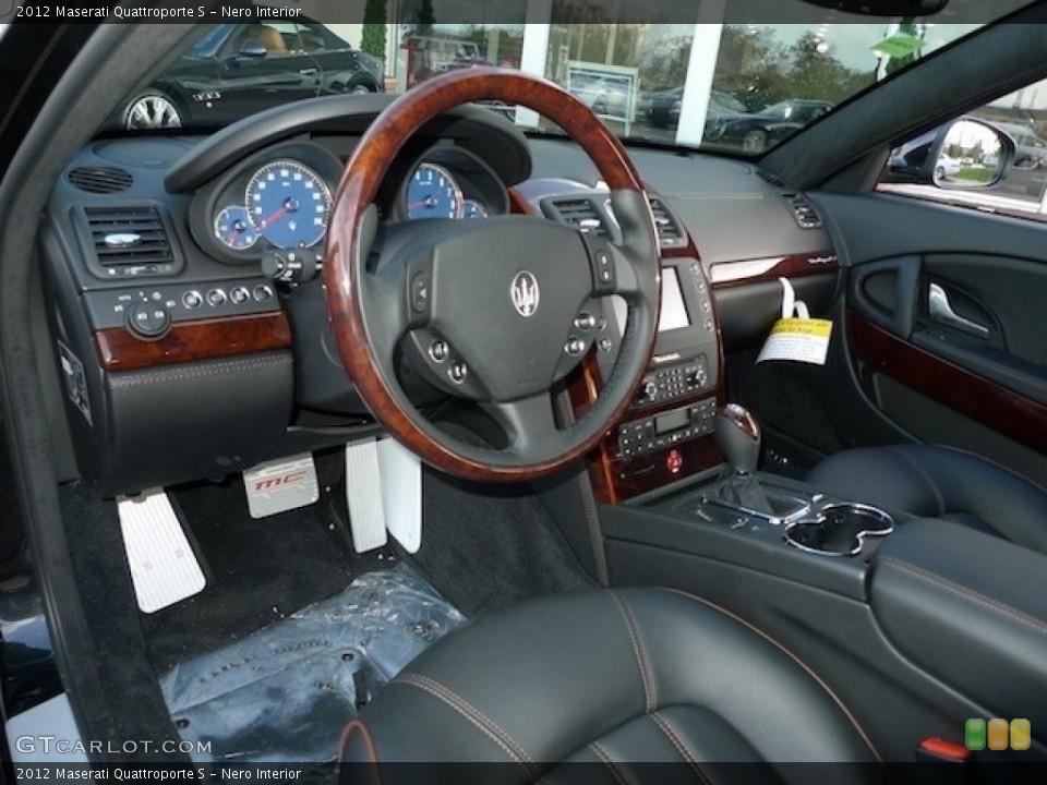 Nero Interior Photo for the 2012 Maserati Quattroporte S #55364548