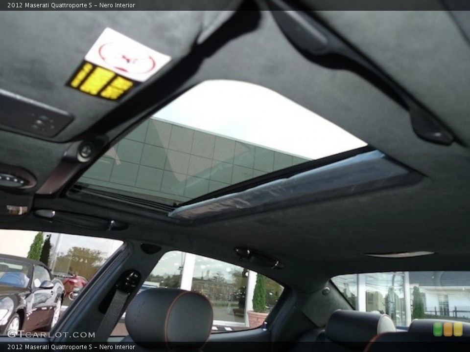 Nero Interior Sunroof for the 2012 Maserati Quattroporte S #55364638