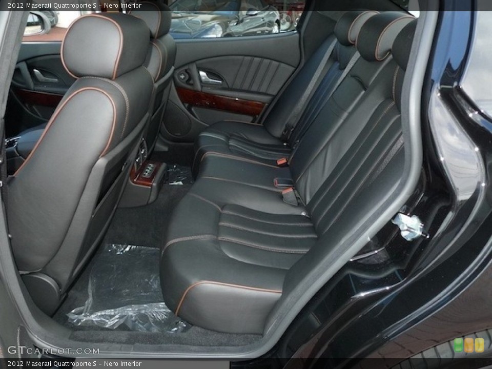 Nero Interior Photo for the 2012 Maserati Quattroporte S #55364647