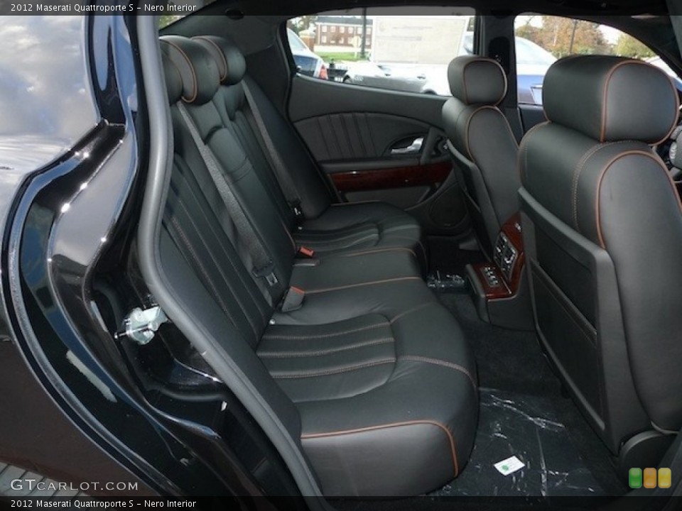 Nero Interior Photo for the 2012 Maserati Quattroporte S #55364656