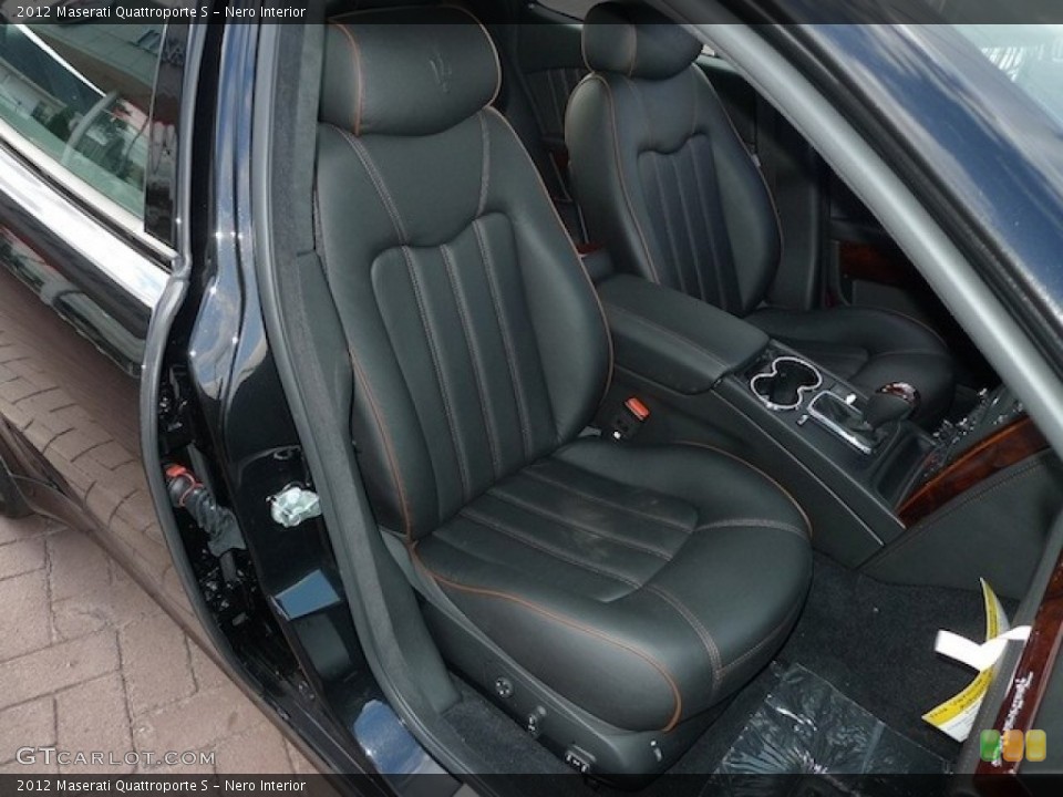Nero Interior Photo for the 2012 Maserati Quattroporte S #55364683