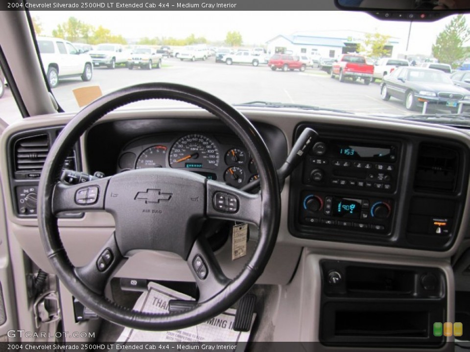 Medium Gray Interior Dashboard for the 2004 Chevrolet Silverado 2500HD LT Extended Cab 4x4 #55368537