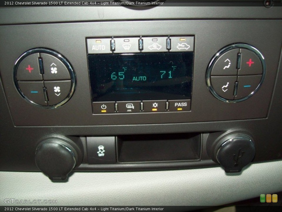 Light Titanium/Dark Titanium Interior Controls for the 2012 Chevrolet Silverado 1500 LT Extended Cab 4x4 #55372428