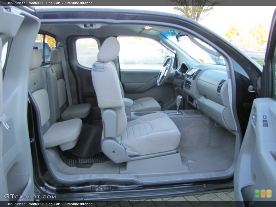 Graphite Interior Photo for the 2009 Nissan Frontier SE King Cab #55373125