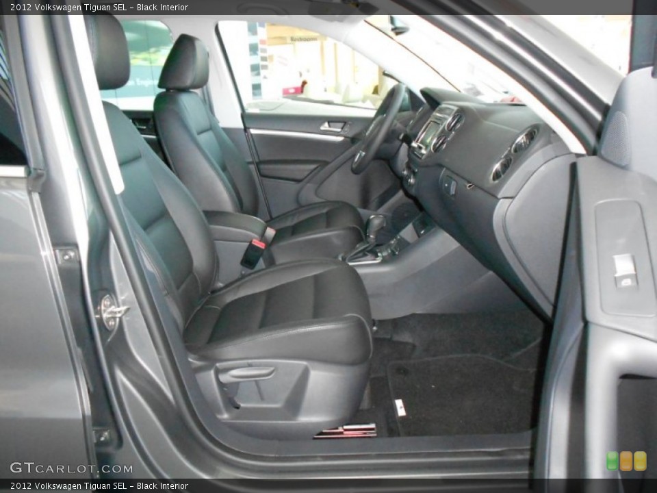Black Interior Photo for the 2012 Volkswagen Tiguan SEL #55378836