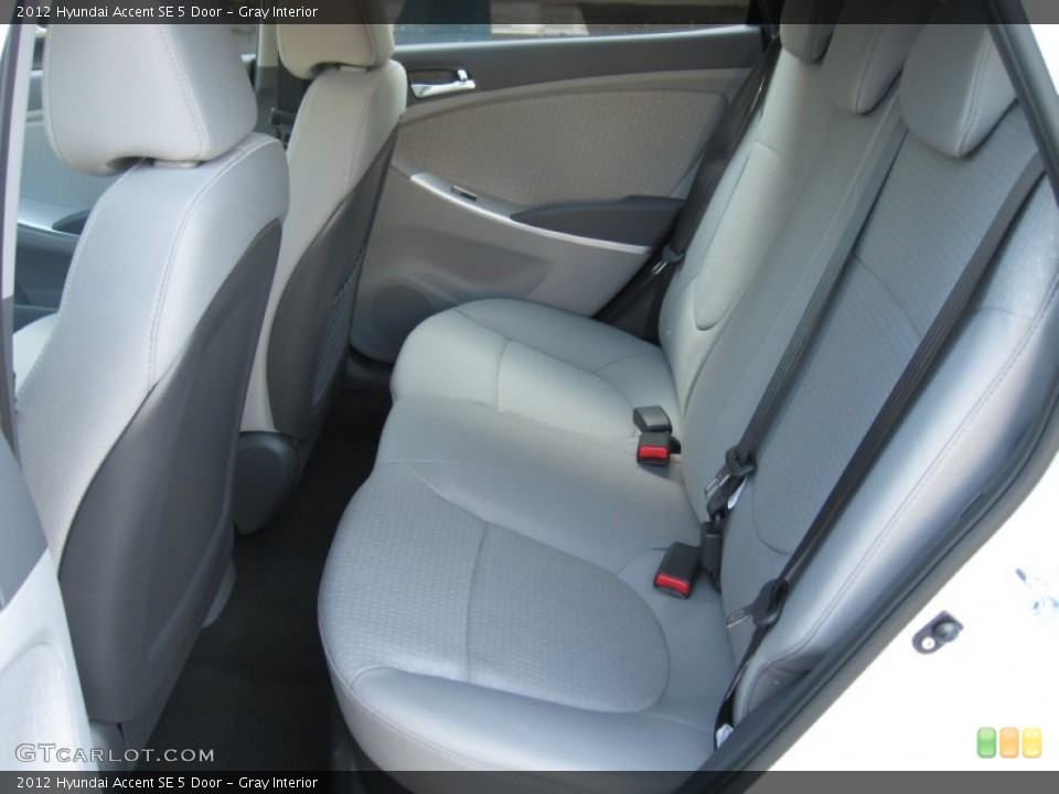Gray Interior Photo for the 2012 Hyundai Accent SE 5 Door #55383198