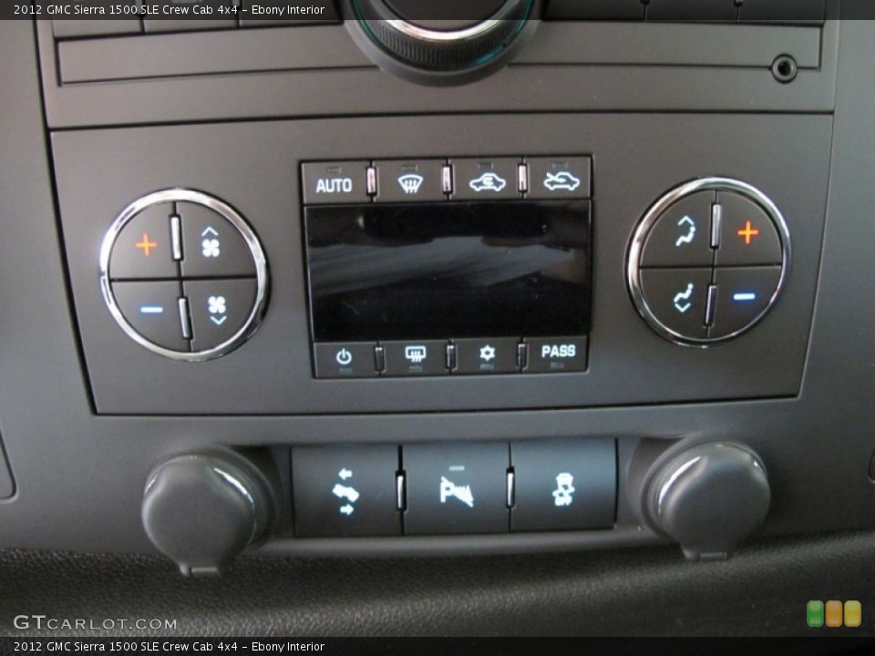 Ebony Interior Controls for the 2012 GMC Sierra 1500 SLE Crew Cab 4x4 #55390917