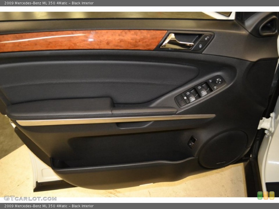 Black Interior Door Panel for the 2009 Mercedes-Benz ML 350 4Matic #55391375