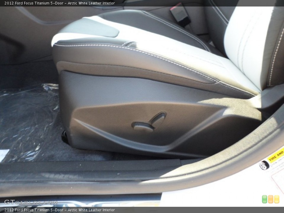 Arctic White Leather Interior Photo for the 2012 Ford Focus Titanium 5-Door #55399098