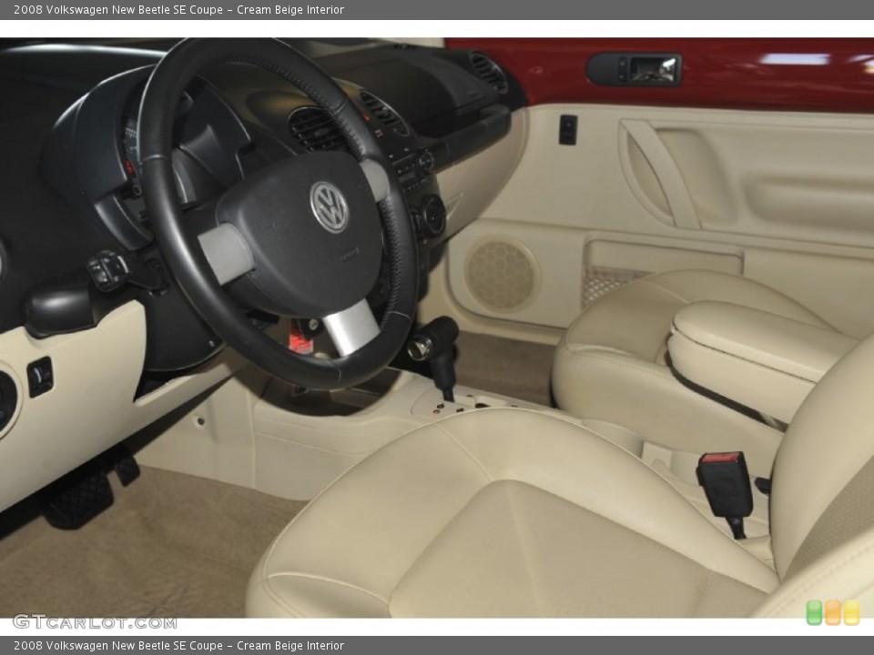 Cream Beige Interior Photo for the 2008 Volkswagen New Beetle SE Coupe #55404054