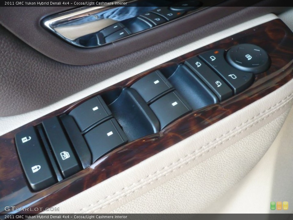 Cocoa/Light Cashmere Interior Controls for the 2011 GMC Yukon Hybrid Denali 4x4 #55406619