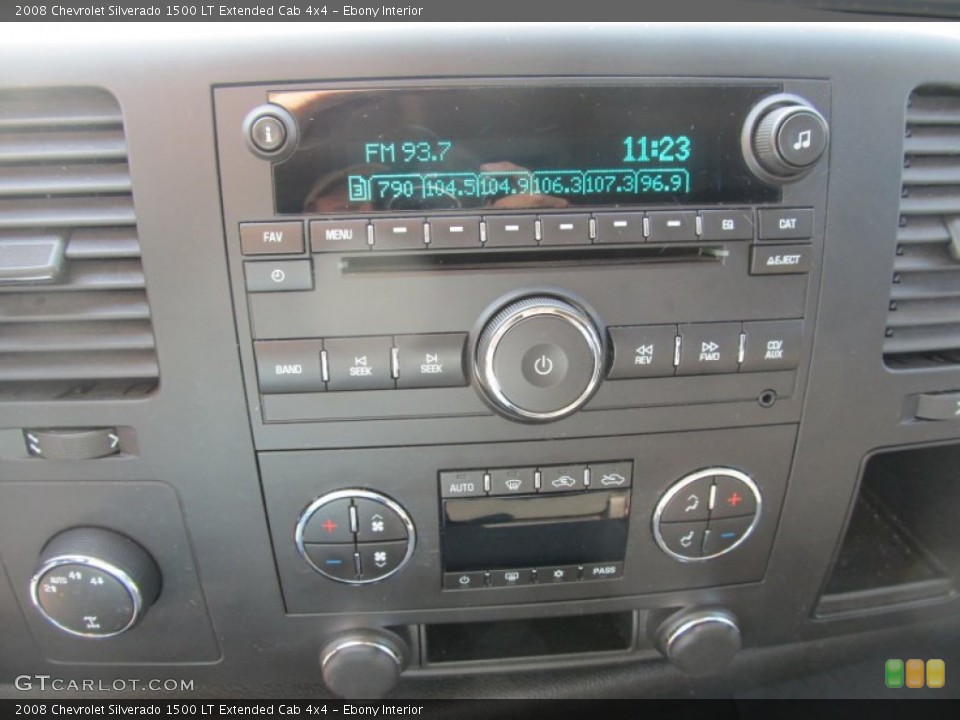 Ebony Interior Controls for the 2008 Chevrolet Silverado 1500 LT Extended Cab 4x4 #55410845