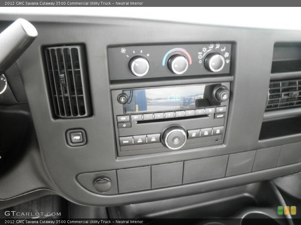 Neutral Interior Controls for the 2012 GMC Savana Cutaway 3500 Commercial Utility Truck #55415782