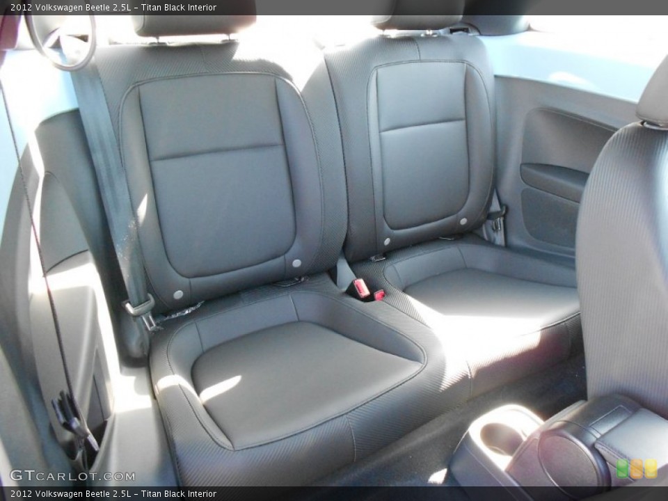 Titan Black Interior Photo for the 2012 Volkswagen Beetle 2.5L #55417957