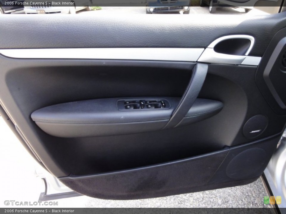 Black Interior Door Panel for the 2006 Porsche Cayenne S #55423836