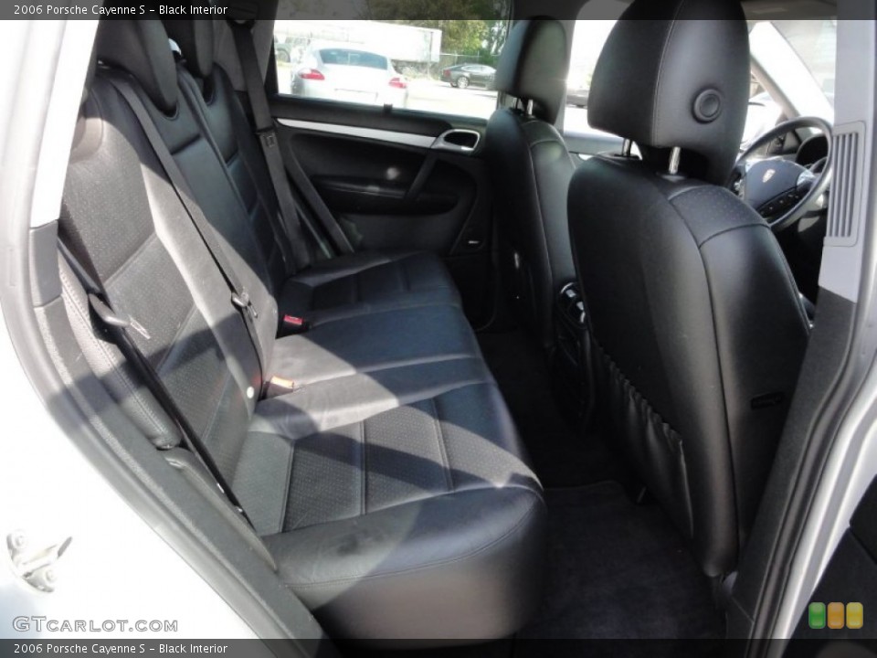Black Interior Photo for the 2006 Porsche Cayenne S #55423923
