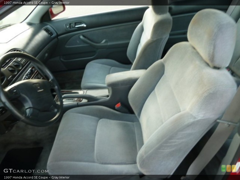 Gray Interior Photo for the 1997 Honda Accord SE Coupe #55433046