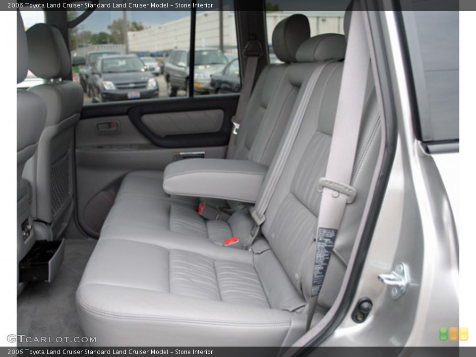 Stone Interior Photo for the 2006 Toyota Land Cruiser  #55439358