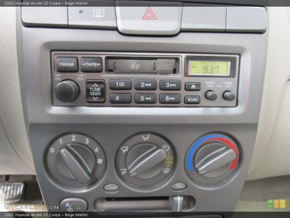 Beige Interior Audio System for the 2002 Hyundai Accent GS Coupe #55451288