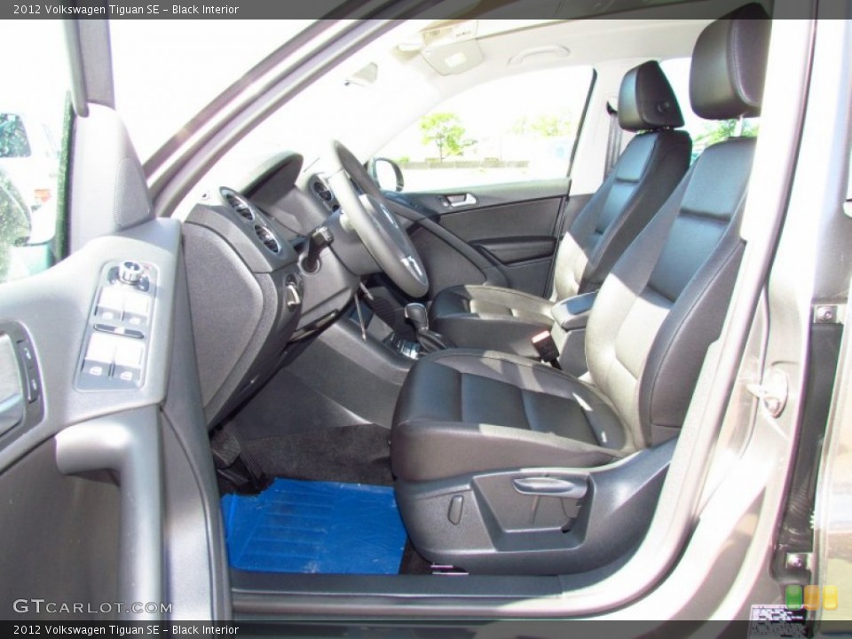 Black Interior Photo for the 2012 Volkswagen Tiguan SE #55452380